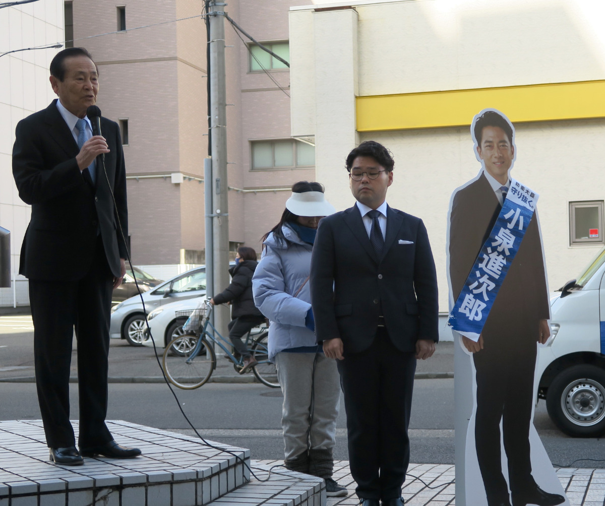 12日間の衆院選幕開け
