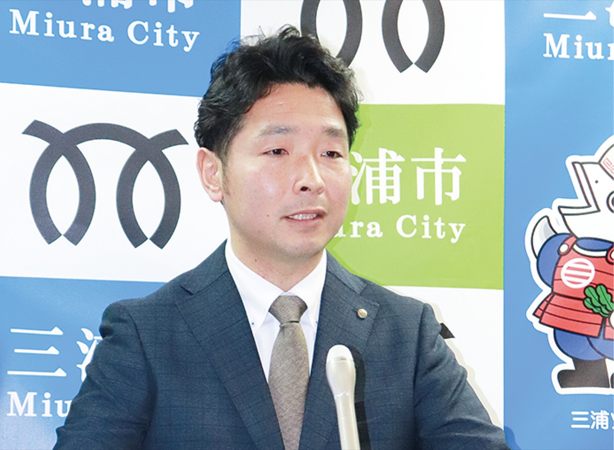 横須賀市「積極編成」 三浦市「土台固め」 (写真3)