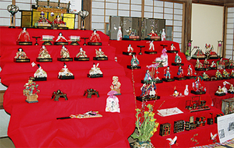 昭和館ではお雛様を展示中（写真は昨年のもの）