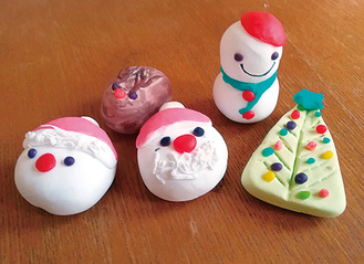 雪だるまやサンタなどクリスマスをイメージした和菓子