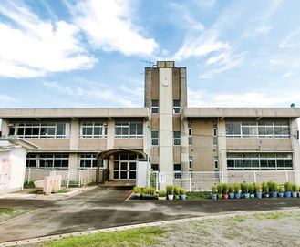 岬陽小学校のある三崎地区は、３校から１校に統廃合を検討（同会提供）