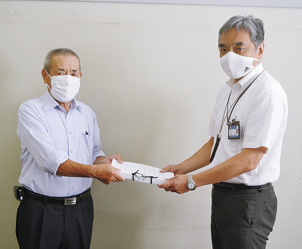 「統廃合計画見直して」 (写真1)