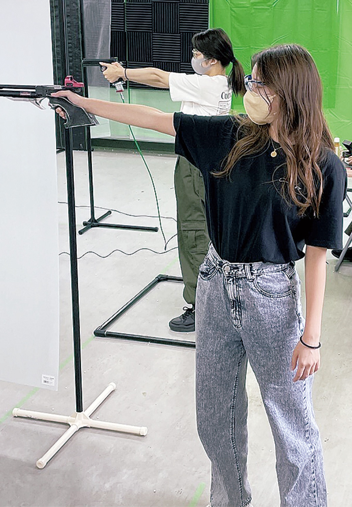 エアガンの魅力に触れる