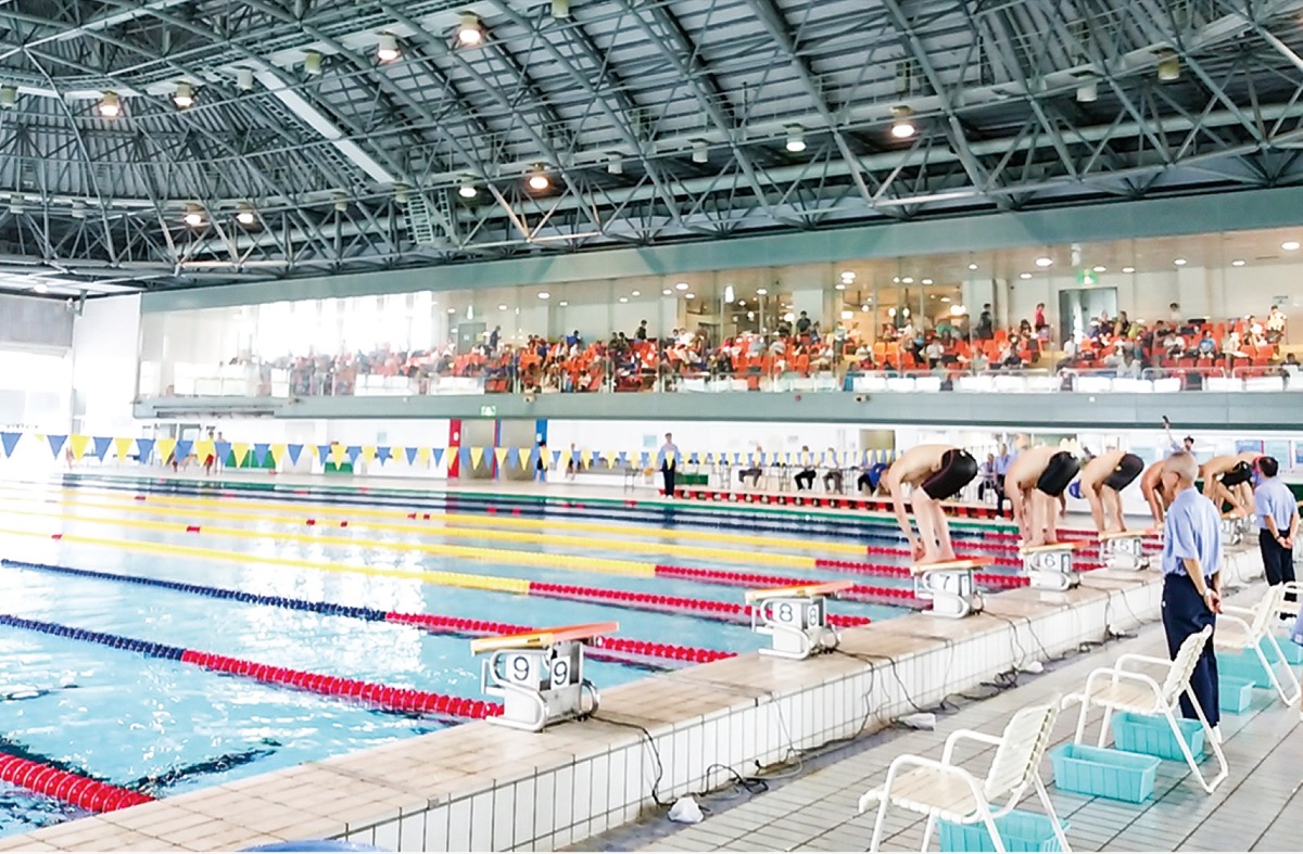 求む、スイマー