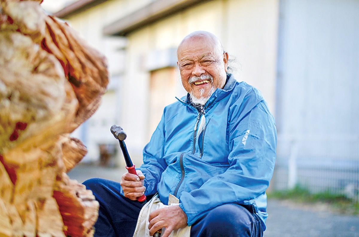 横浜に彫刻作品