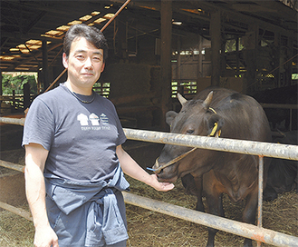 「葉山牛を食べて、大会でも頑張ってほしい」と石井会長