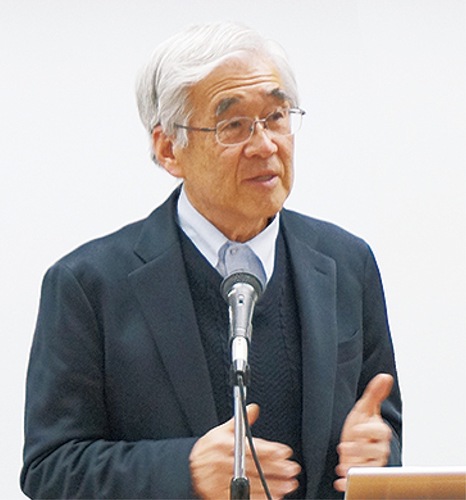 講演する石川氏