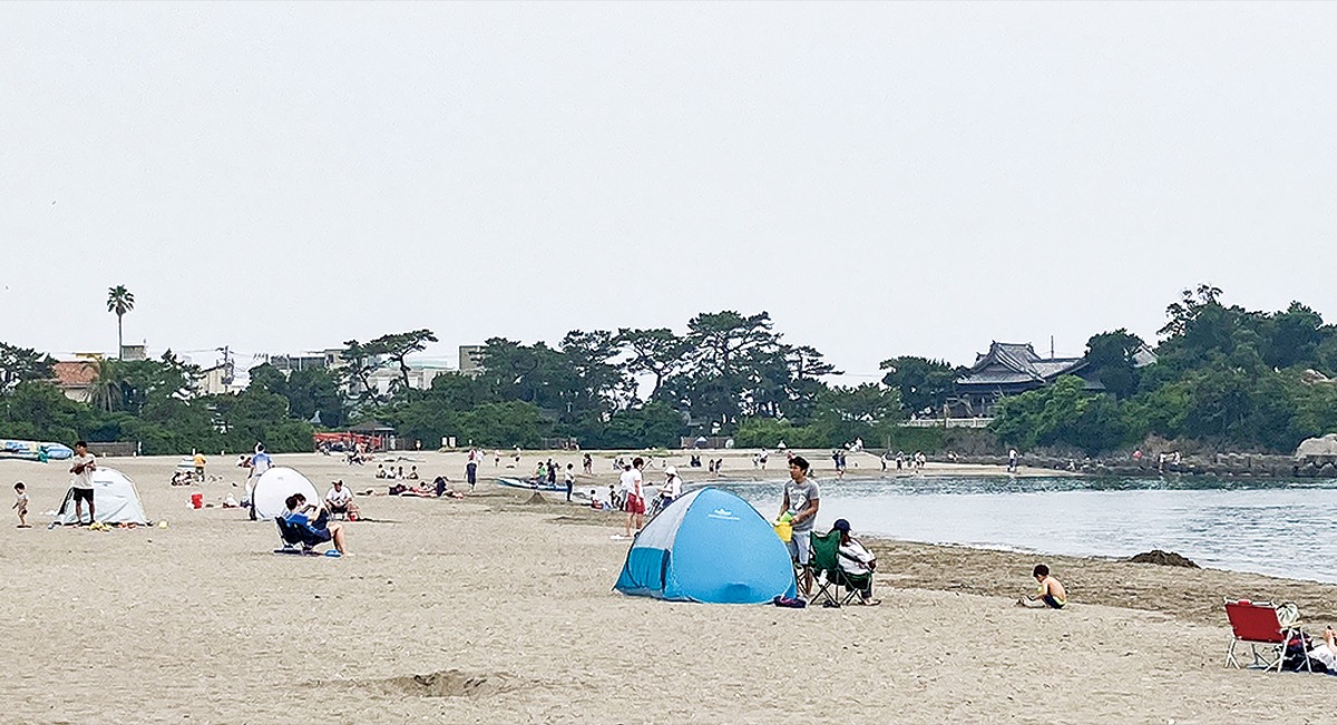 夏の海岸に対応苦慮