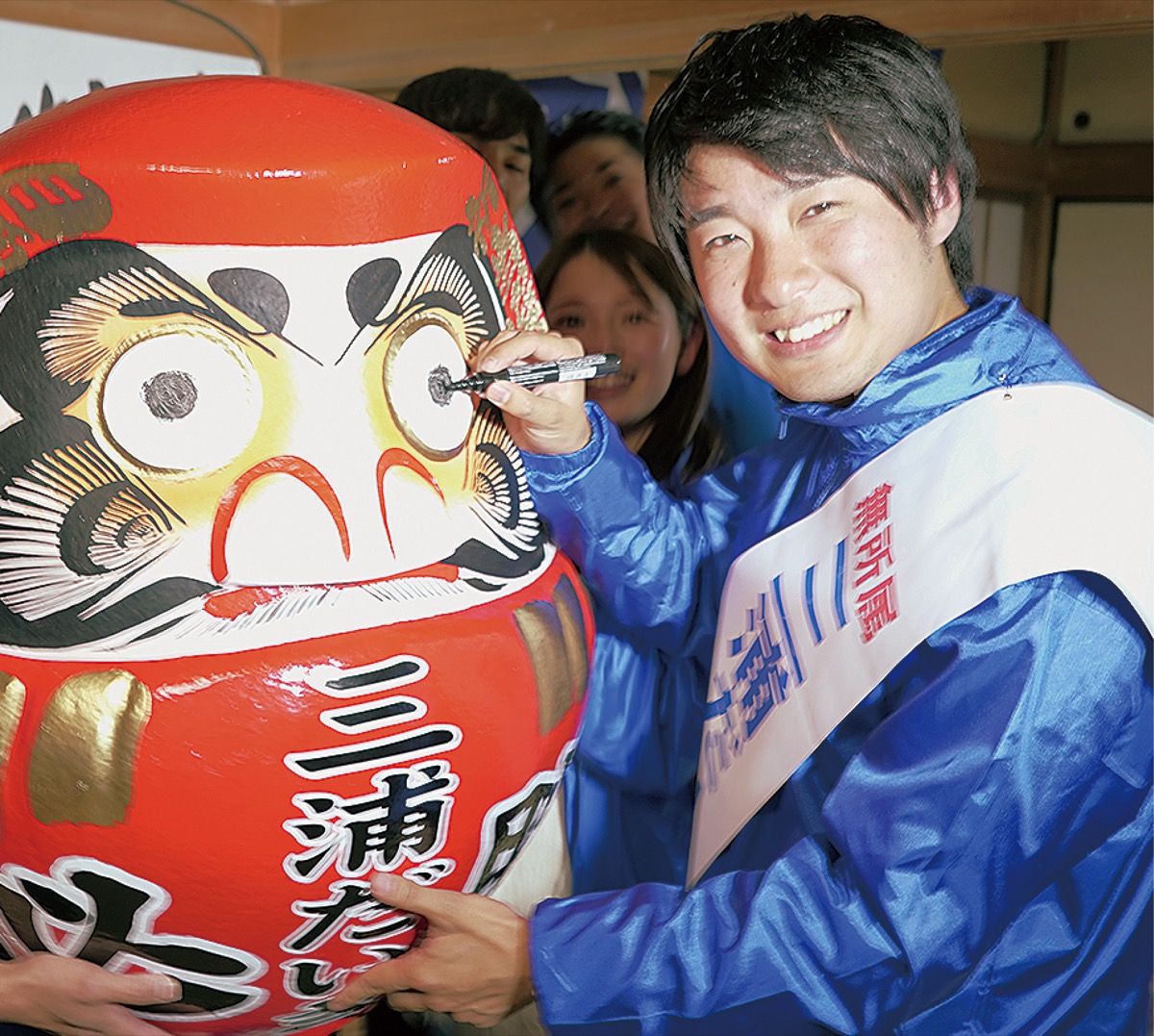 新人・三浦氏トップ当選