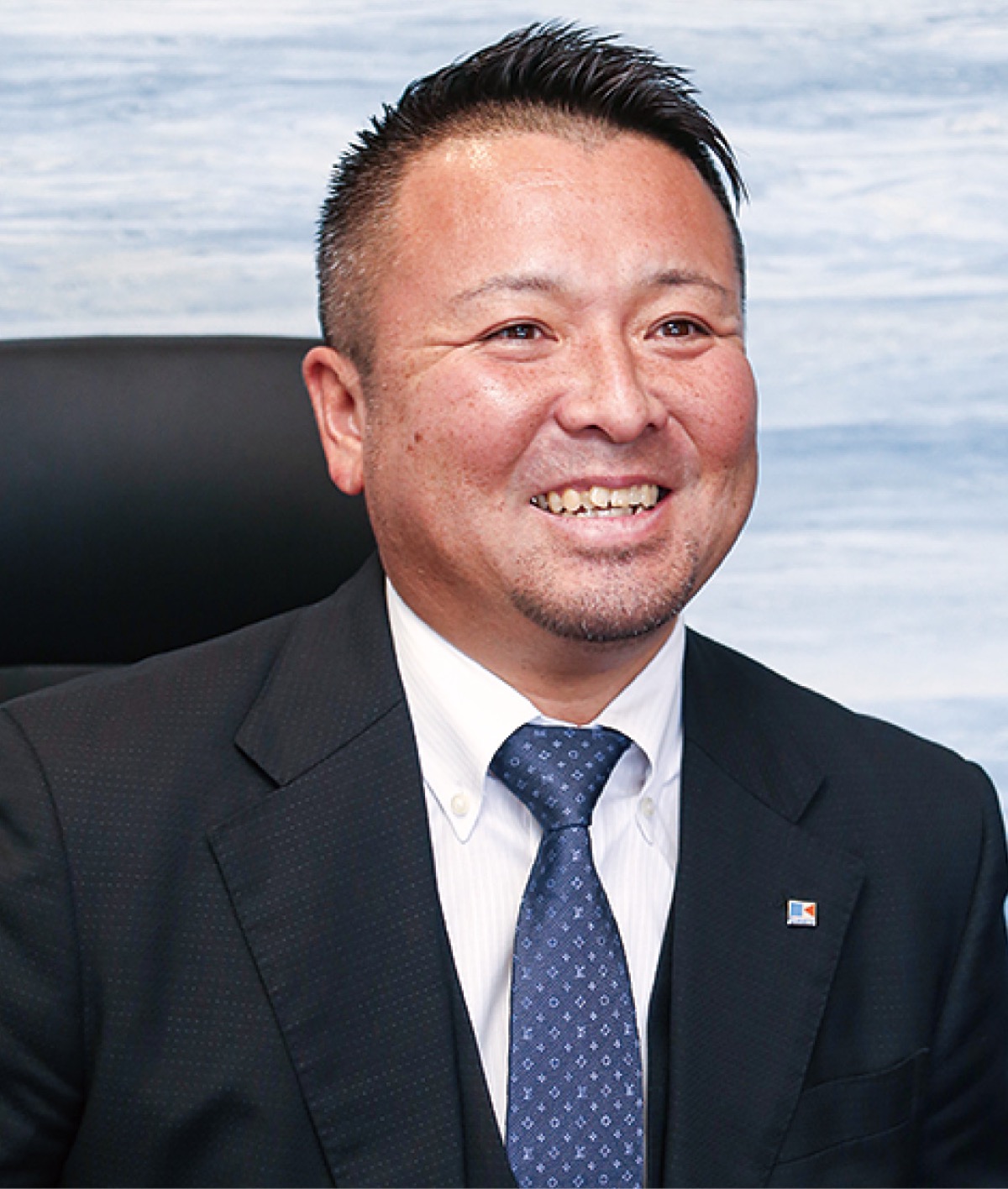 入社前は芸能界で活動していた小俣社長