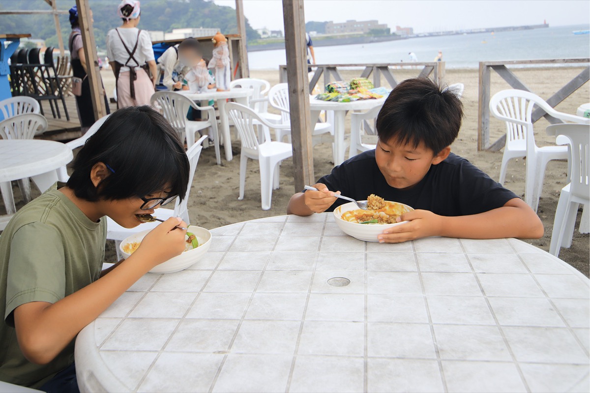 海の家に｢子ども食堂｣ (写真2)