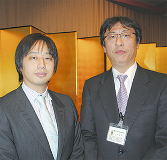 松川会長（左）と山田会長