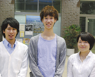 カレーコンテストで日本一を目指している日本大学の学生（左から）久保田翔平さん、伊藤博睦さん、伊藤まりさん