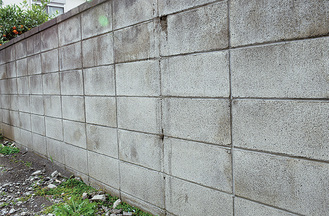 ブロック塀のイメージ