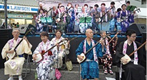 遊行ばやしの生演奏（提供）
