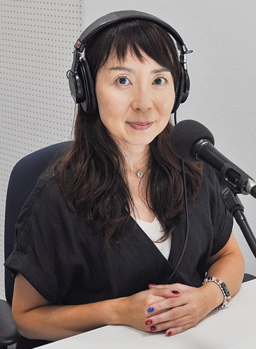 治療中の今もマイクに向かって幅広い情報を届ける田畑さん