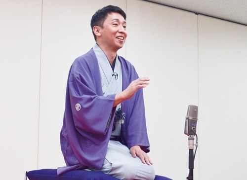 高座に上がった立川さん