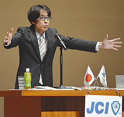 藤沢JC講演会 竹田恒泰氏が熱弁 国の成り立ち伝える | 藤沢 | タウンニュース