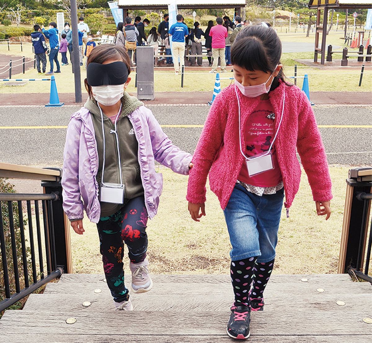 視覚障害者の日常体験 小学生ら15人が参加 藤沢 タウンニュース