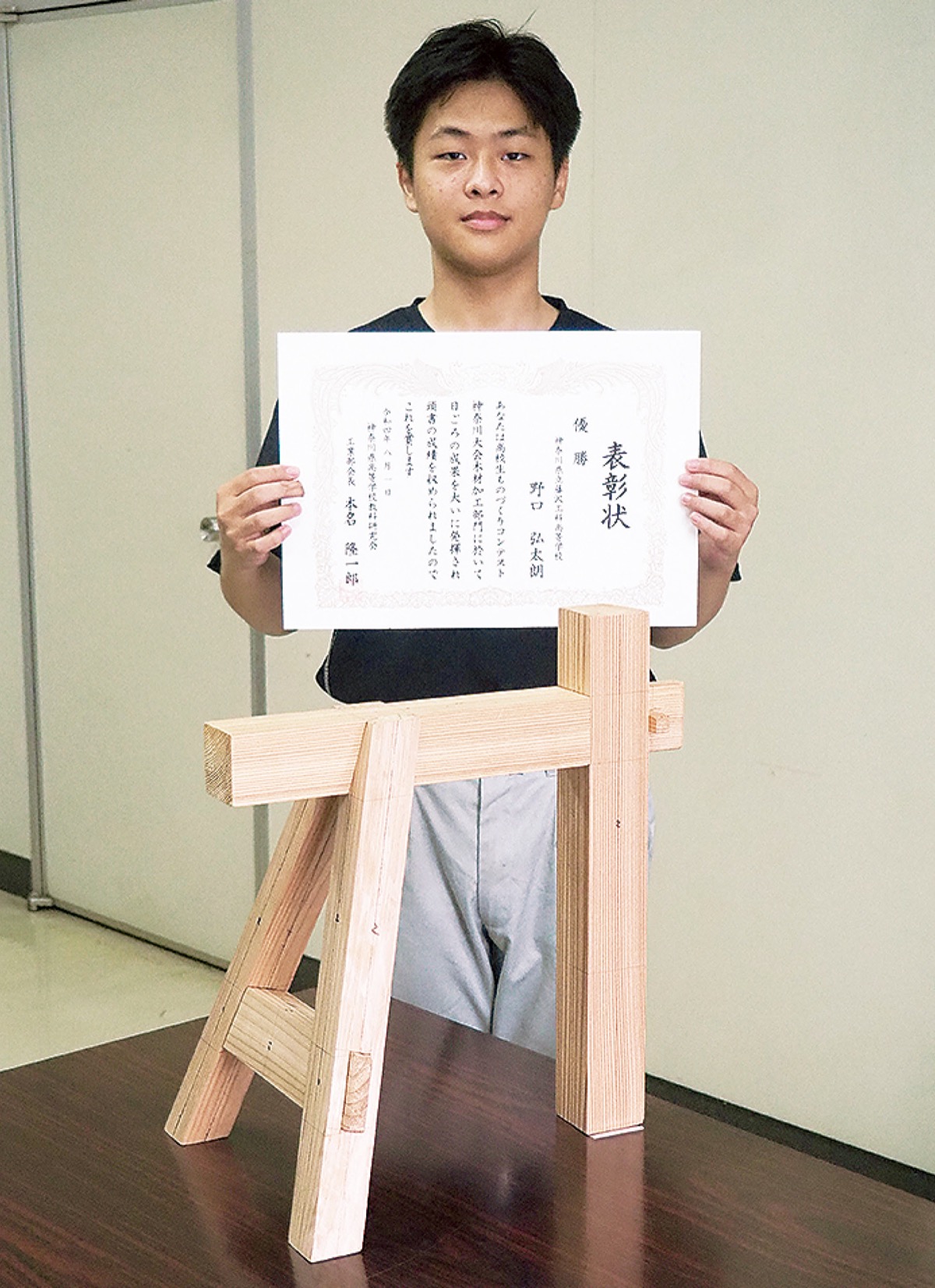 野口さん、木材加工で県優勝