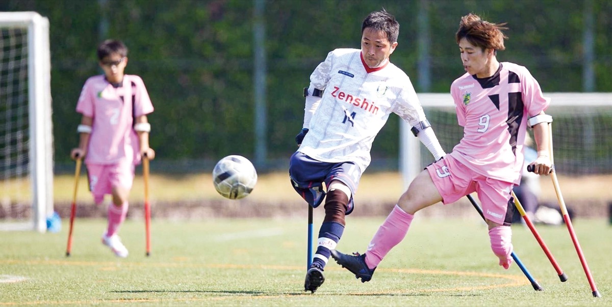 勇気を届けるプレーを アンプティサッカー日本代表 主将遠藤好彦さん 43 藤沢 タウンニュース