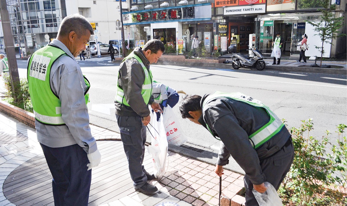藤沢駅周辺で清掃