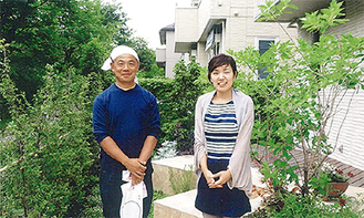 岩崎達也社長（左）とプロデューサーの岸本幸子さん