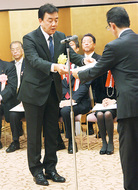 １団体12個人を表彰