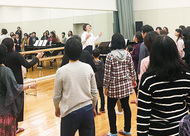 市民100人プロと共演へ