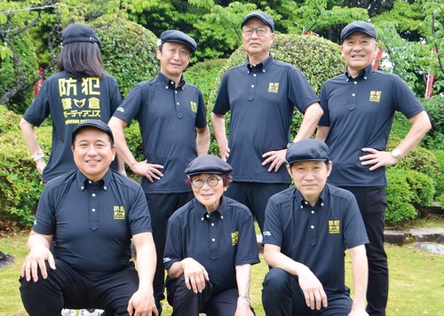 新しいユニフォームに身を包んだ鎌倉ガーディアンズのメンバー