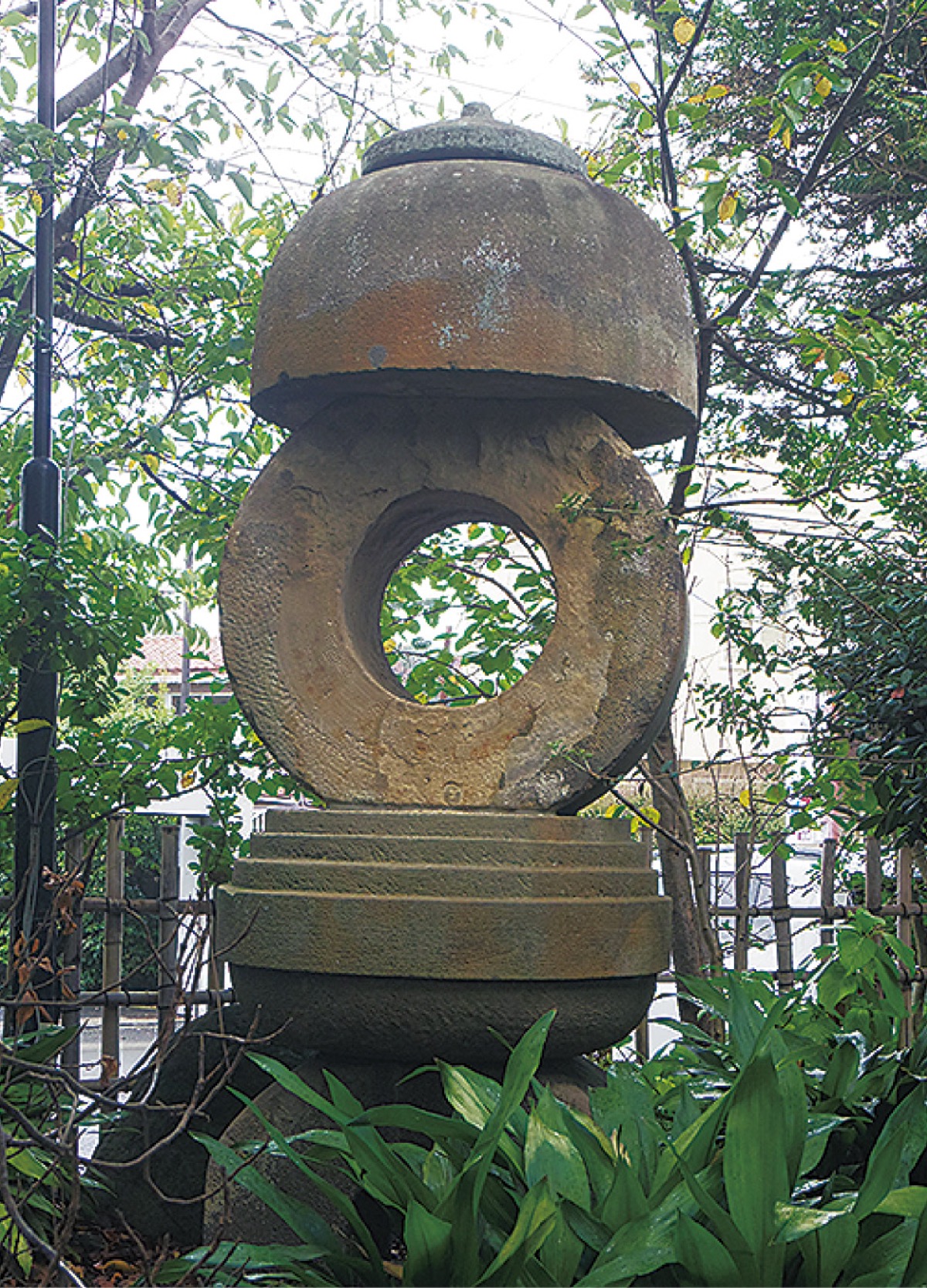 日本の製紙産業への功績跡