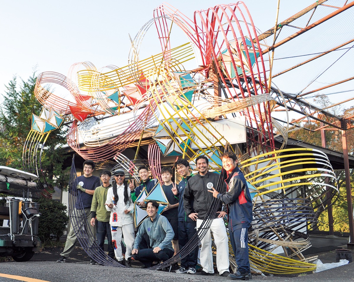 ゴルフ場に竹のゲート