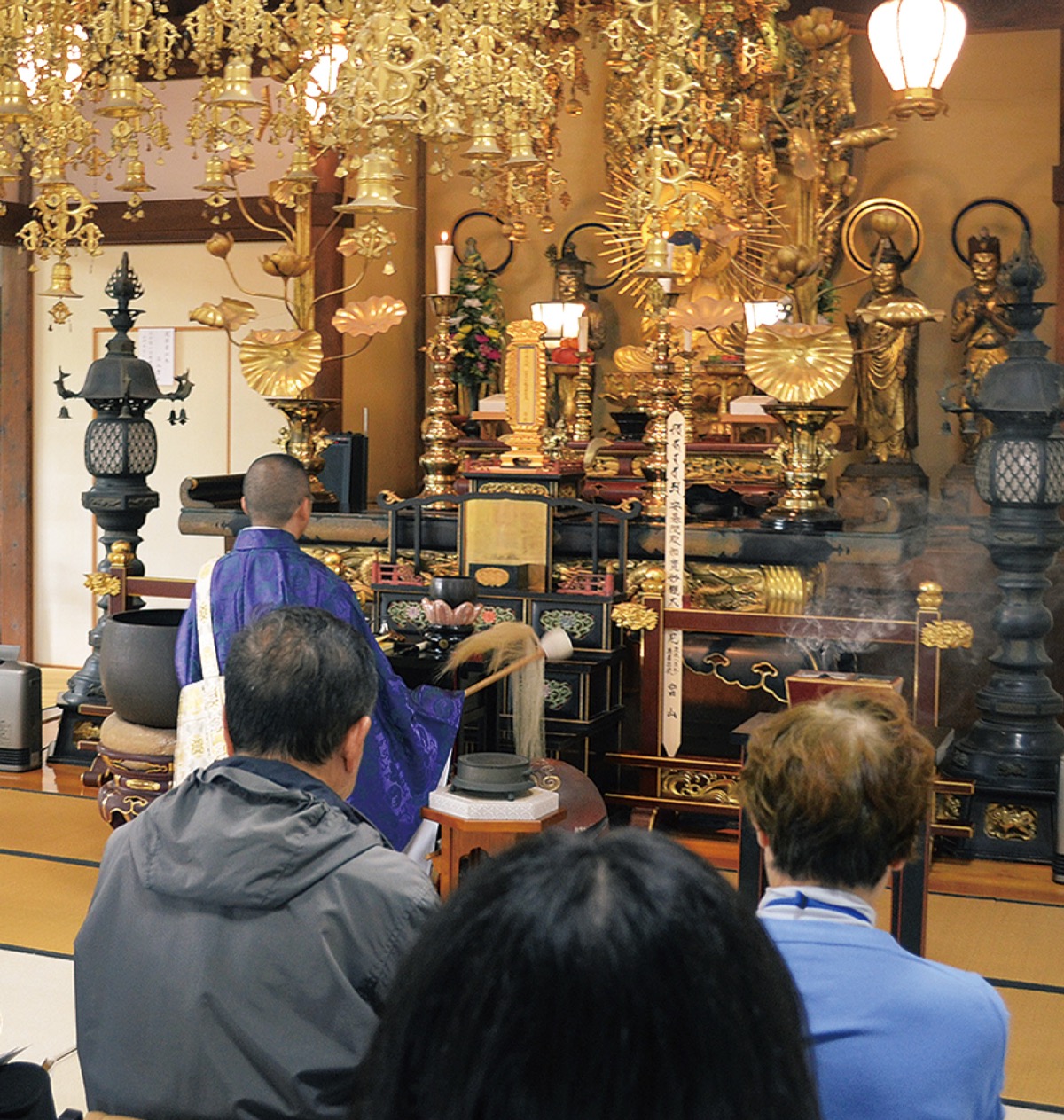 安養院で特別法要