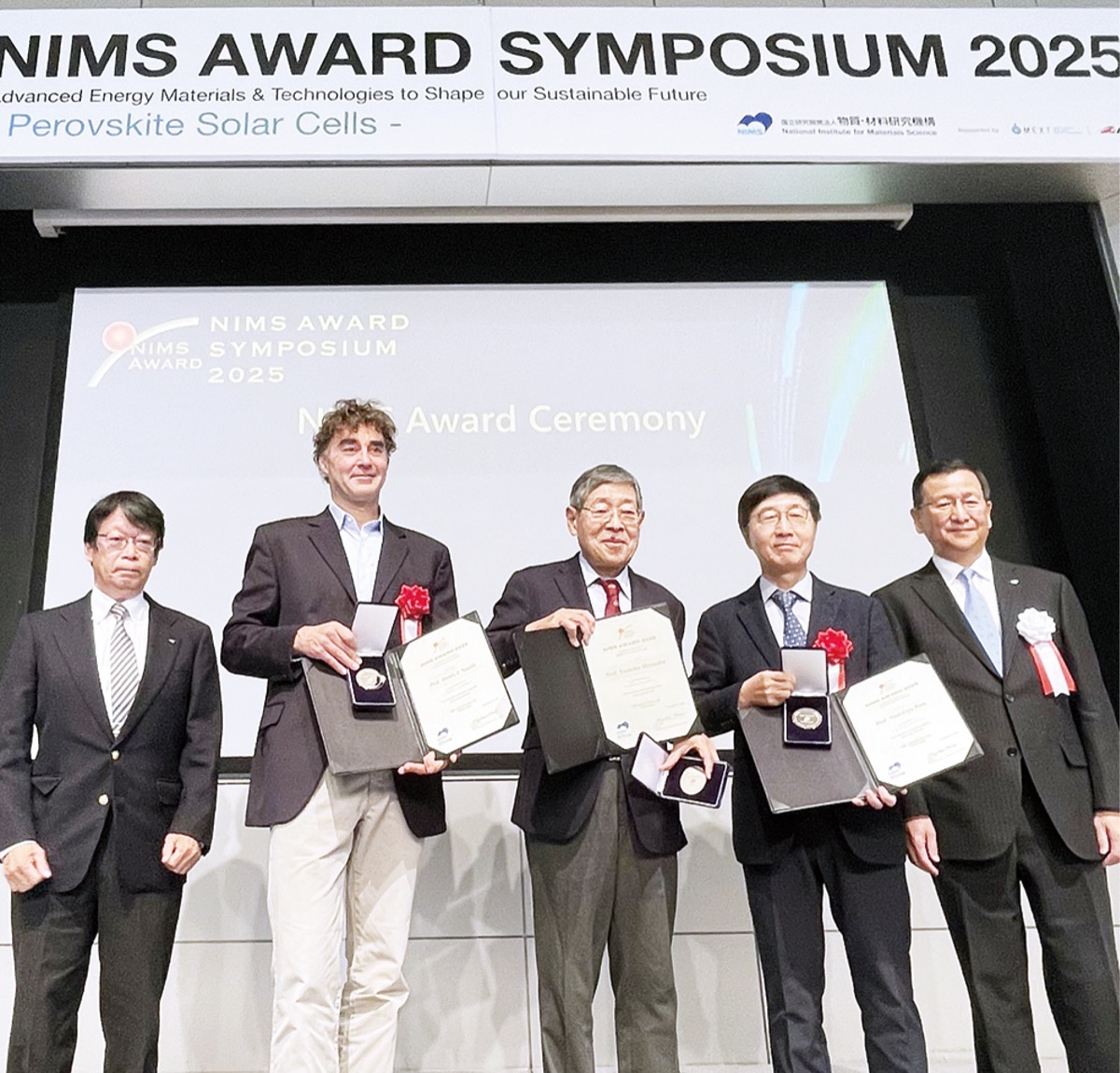 宮坂力さんが国際賞