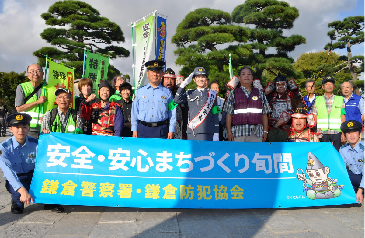 最後は八幡宮で集合写真