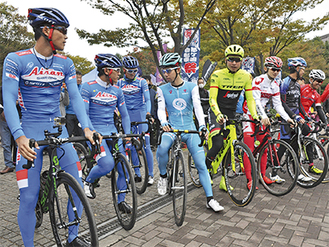 別府史之選手らプロサイクリストも集結