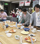 芋煮会で地域間交流