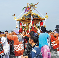 勇壮な神輿39基が集結