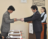 37人と６店を表彰