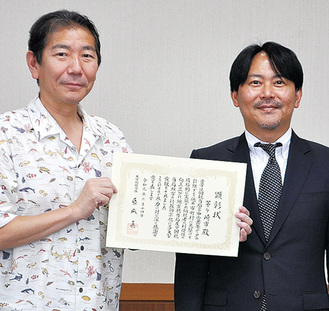佐藤市長（左）と山下部長