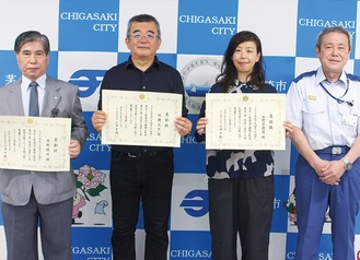 （左から）吉野さん、佐藤さん、小野寺さん、小澤消防長