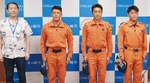 ７月９日、佐藤市長に活動を報告した小山さん、中嶋さん、木藤さん（左から）