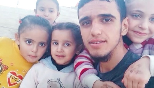 支援を求めているガザの大学生ムサブさん＝提供