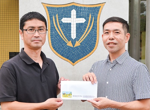 山本社長（右）と山川施設長