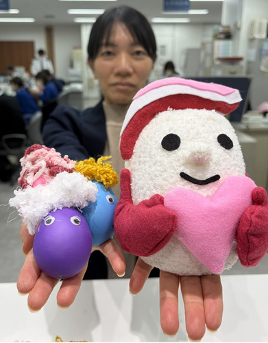 右がギュっとちゃん、左がむぎゅっとちゃん