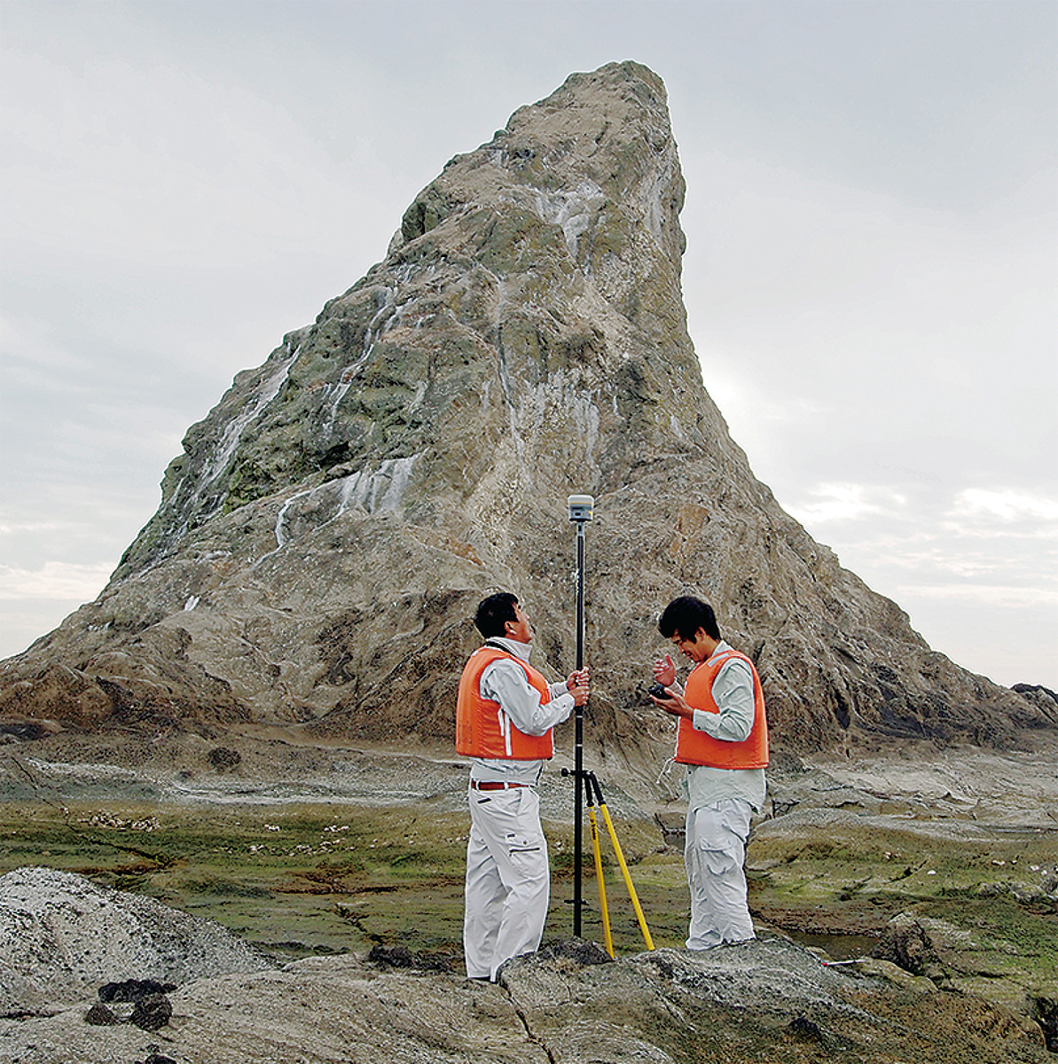 えぼし岩「高さは14．615ｍ」 測定結果を発表