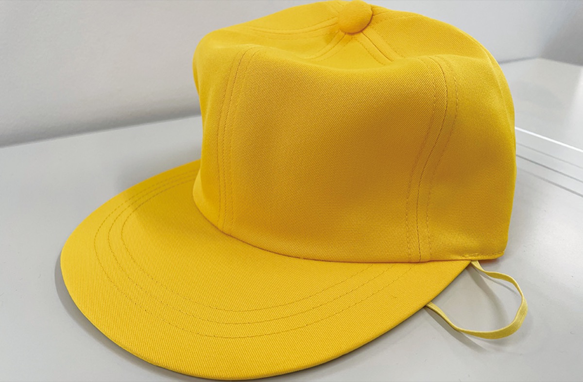 黄色い帽子、有料化へ