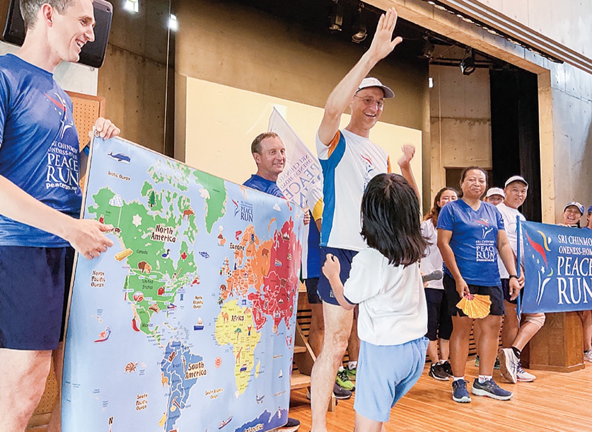 ｢ピース・ラン｣で国際交流