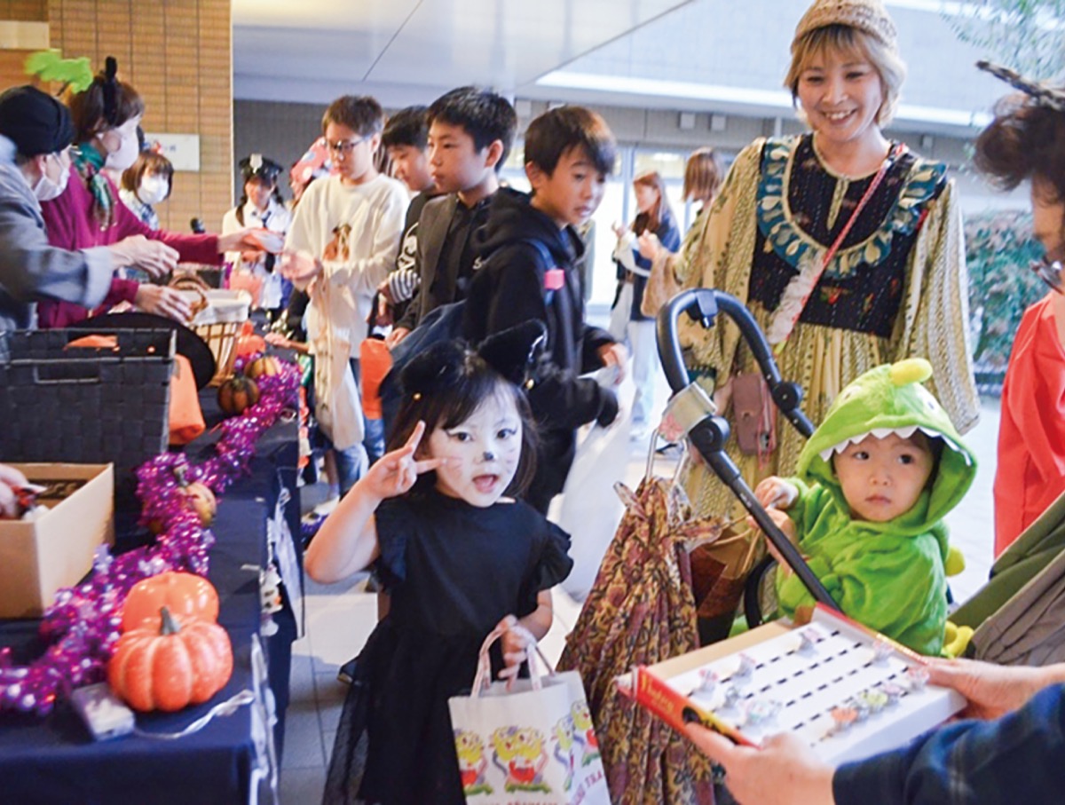 来襲｢可愛いお化け｣