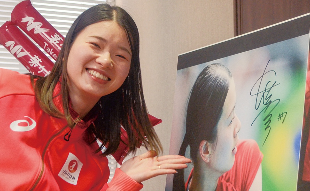 市長表敬時にサインしたパネルは、市役所スポーツ推進課窓口に設置されている